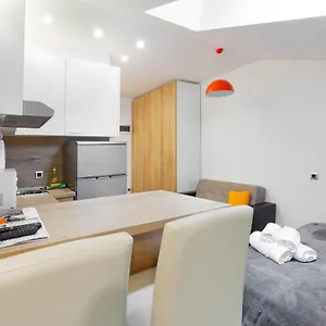 apartments-pomerio-rijeka.primorje-gorskikotar.com/