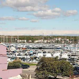 Apartman Vedrana Biograd Na Moru