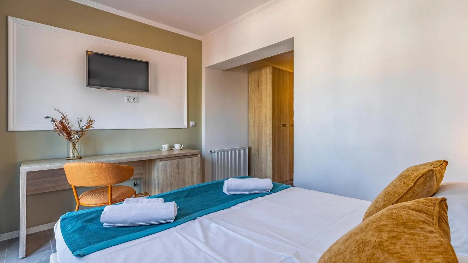 Hotel Koral ميدولين 3*,