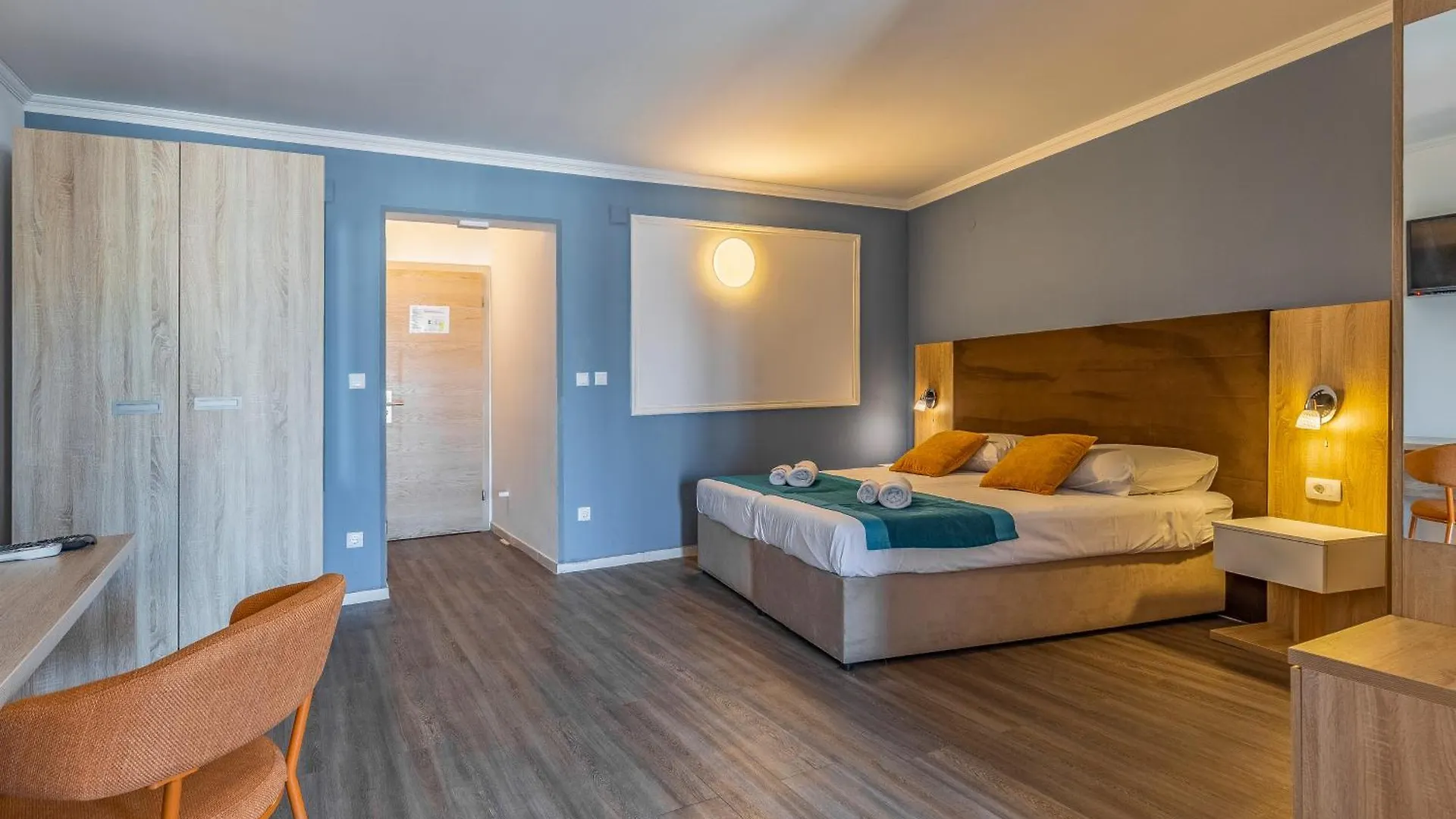 Hotel Koral ميدولين 3*,